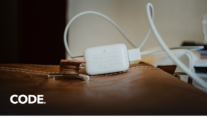 ACコンセントとUSBポートを備えたトラベル用電源タップのイメージ